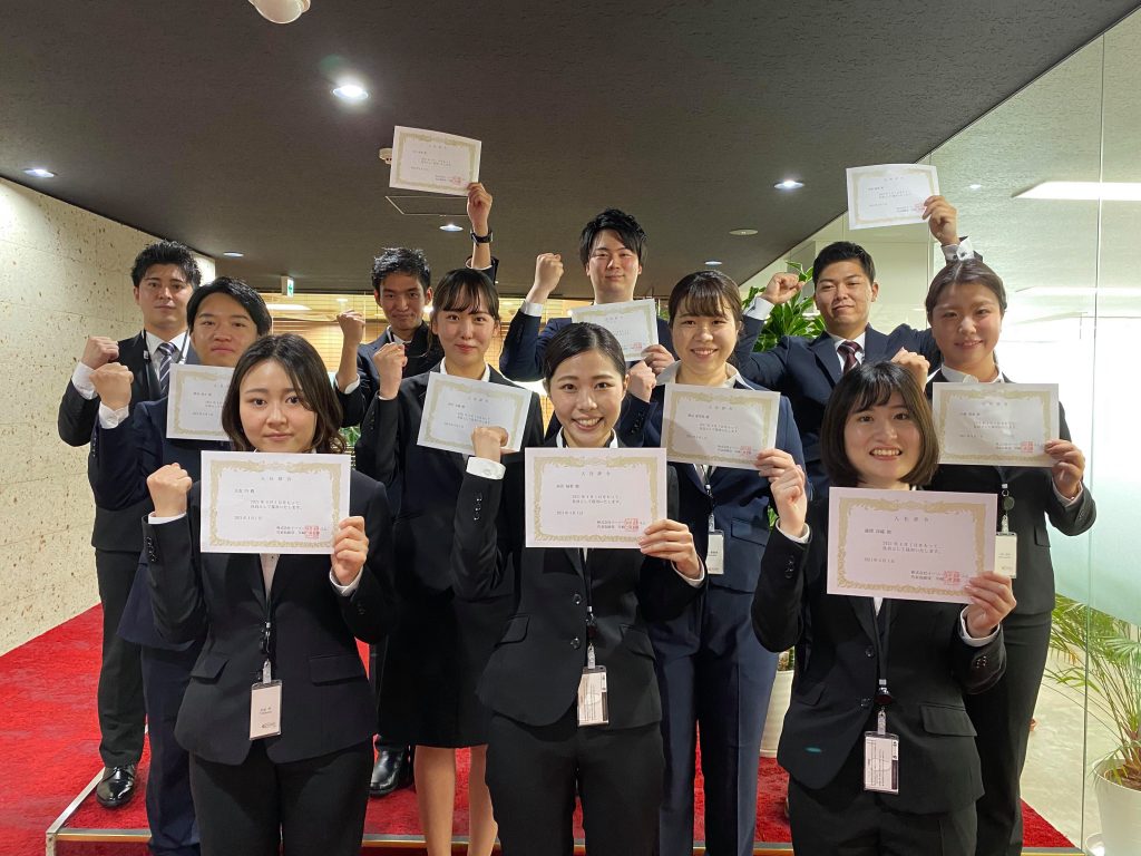 入社1年目・高井「プレゼンを通して実感した成長」 esohko